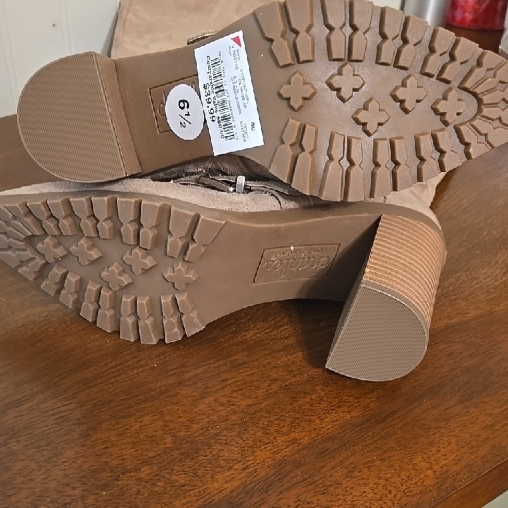 Charles By Charles David Lace-Up Heeled Boots - Taupe 6.5 - Picture 4 of 5